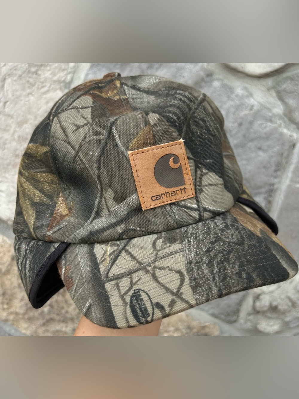 Vintage Carhartt Camo Ear Flap Hat Size M/L Hunting Realtree A183 Outdoor Cap